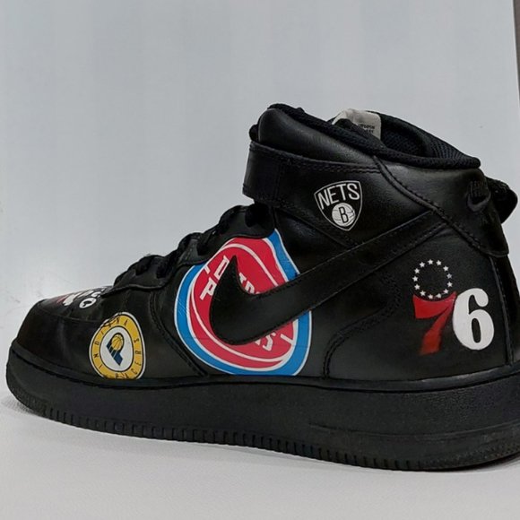 ?ICONIC? Nike Air Force 1 Mid Supreme NBA Black main image 8